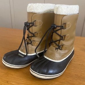 Sorel Winter Boots Women's size 6